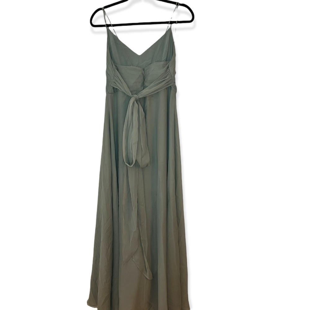 ASOS DESIGN Bridesmaid cami maxi dress with ruched bodice and tie waist - Picture 4 of 5